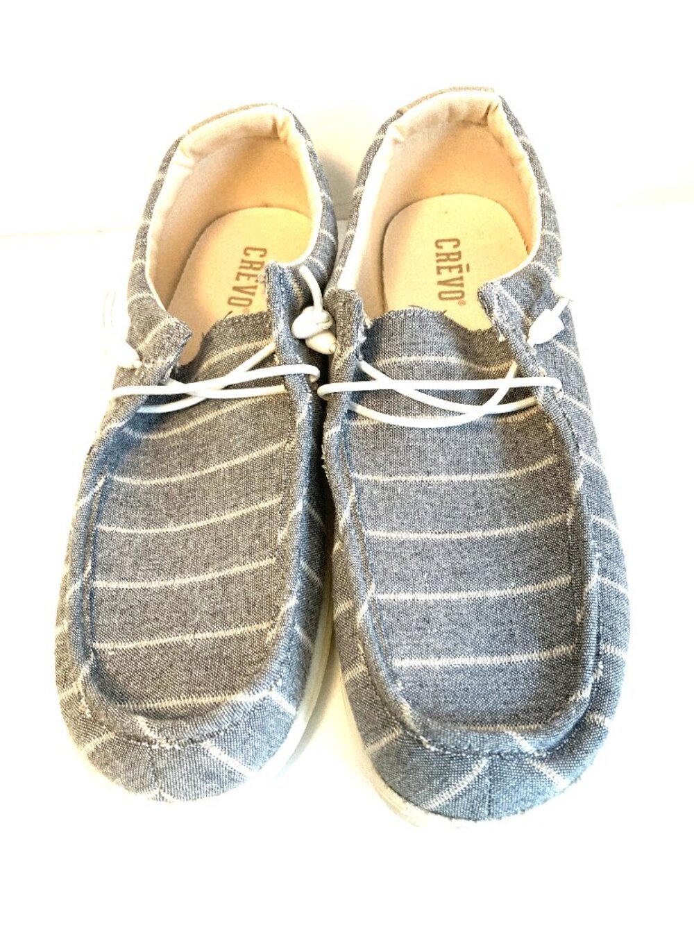 Crevo  "Kimmy" Gray Striped Design Sneakers Size 9W